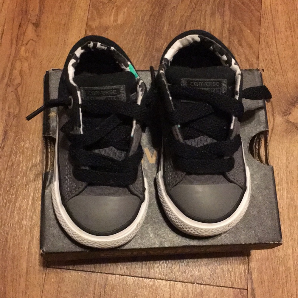 Infant converse
